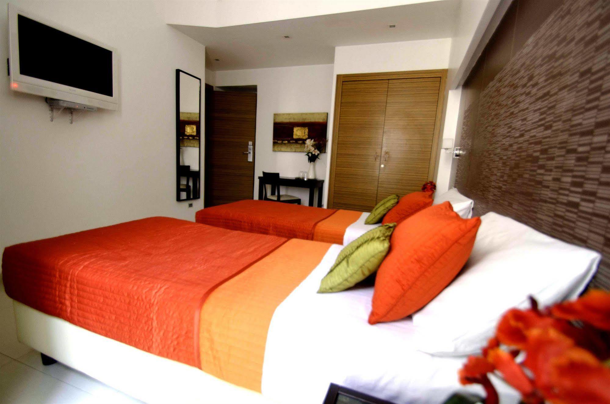 Interno 5 B&B Рим Экстерьер фото